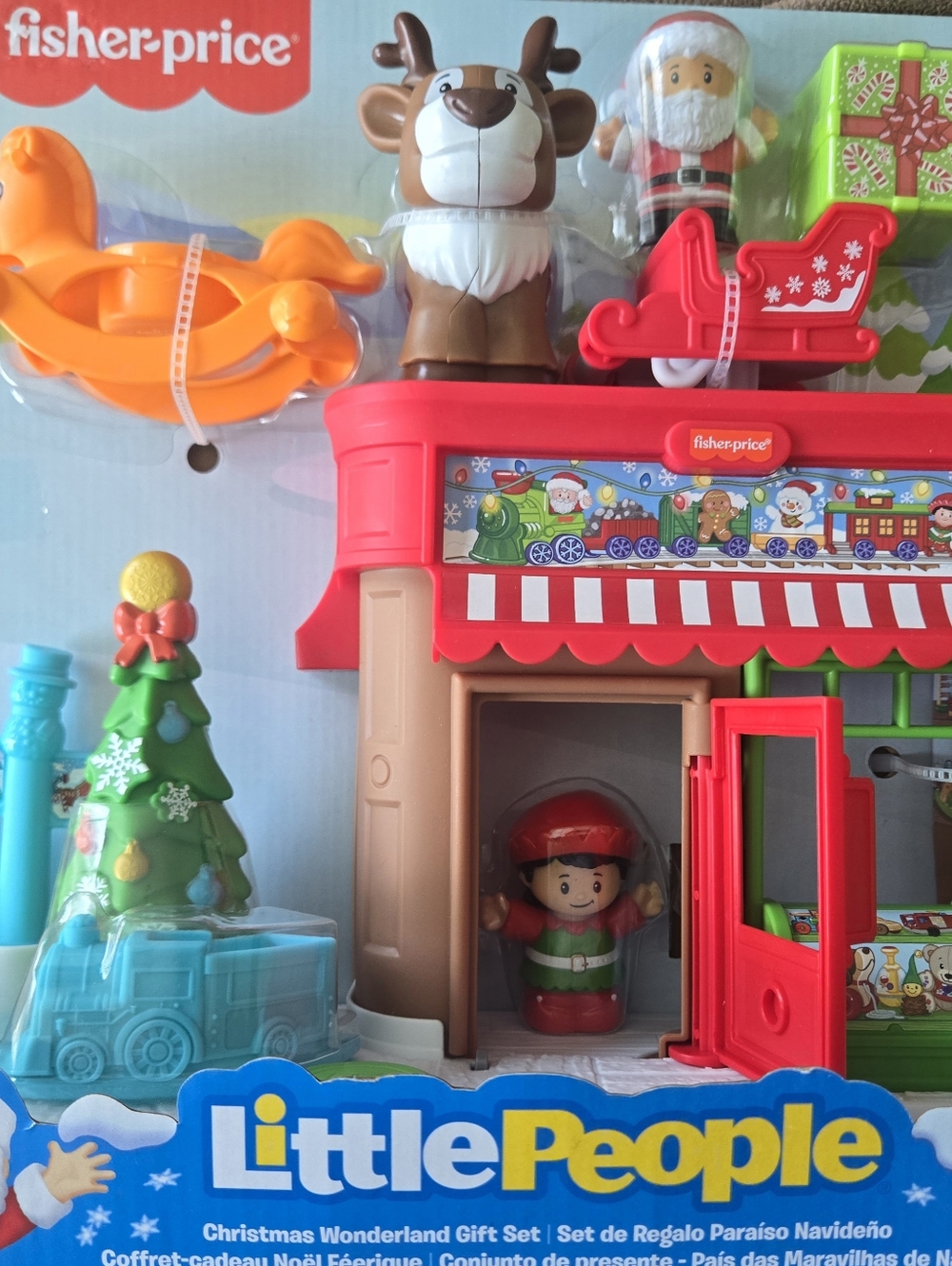 Fisher Price  Little People  Christmas Wonderland Gift Set  Ages 1+  NEW - Picture 4 of 6
